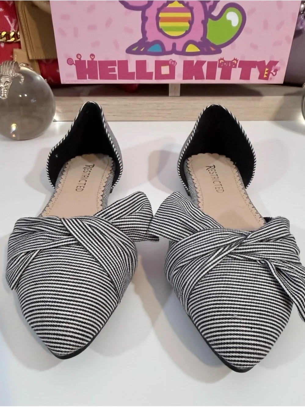 Restricted - Picture 3 of 4